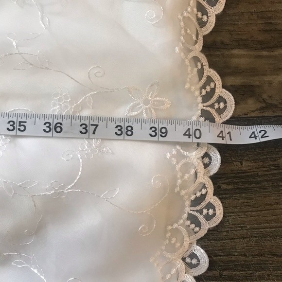 Rosenau Girls White Lace Embroidered Communion Dress - Size 14 - Picture 11 of 11